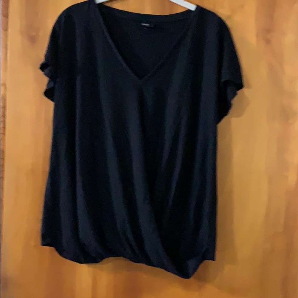 Mossimo tee shirt